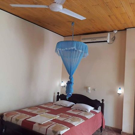 Guesthouse Sunshine Aluthgama Bagian luar foto