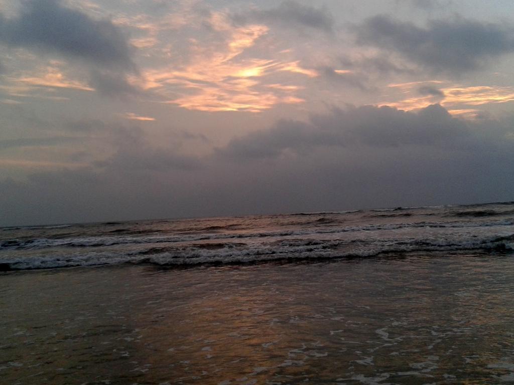 Guesthouse Sunshine Aluthgama Bagian luar foto